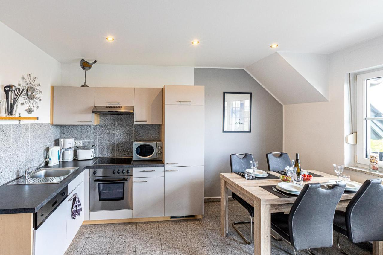 Haus Sonnenhugel Apartment Binz Bagian luar foto